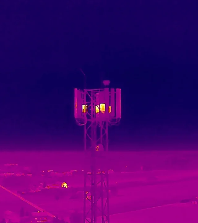 Inspekcja termowizyjna masztu telekomunikacyjnego